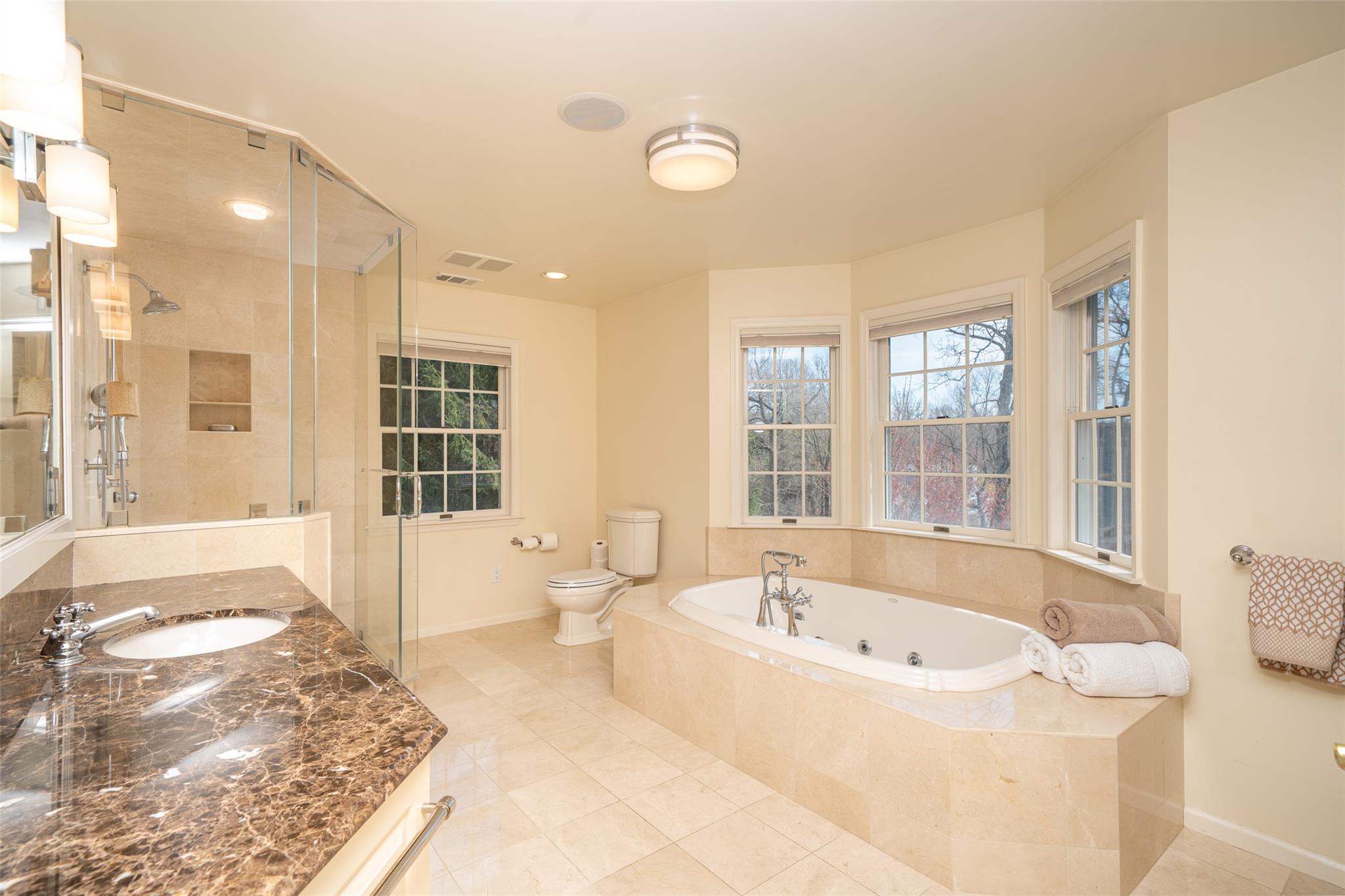 8 Turtleback Way, Chappaqua, New York image 25