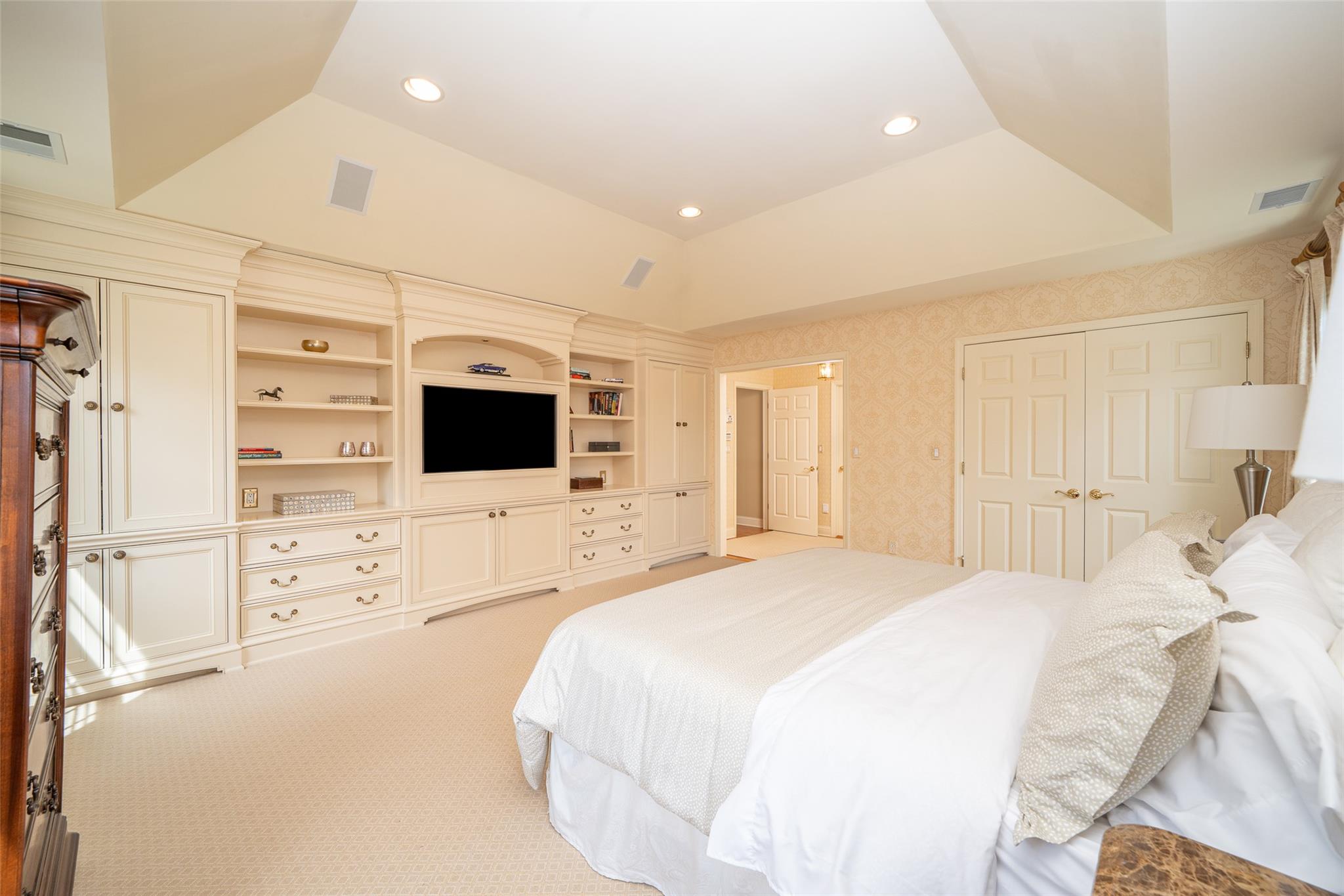 8 Turtleback Way, Chappaqua, New York image 24