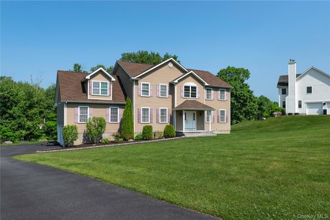 Homes For Sale - 16 Noble Court<br/> Putnam County, Mahopac, NY 10541
