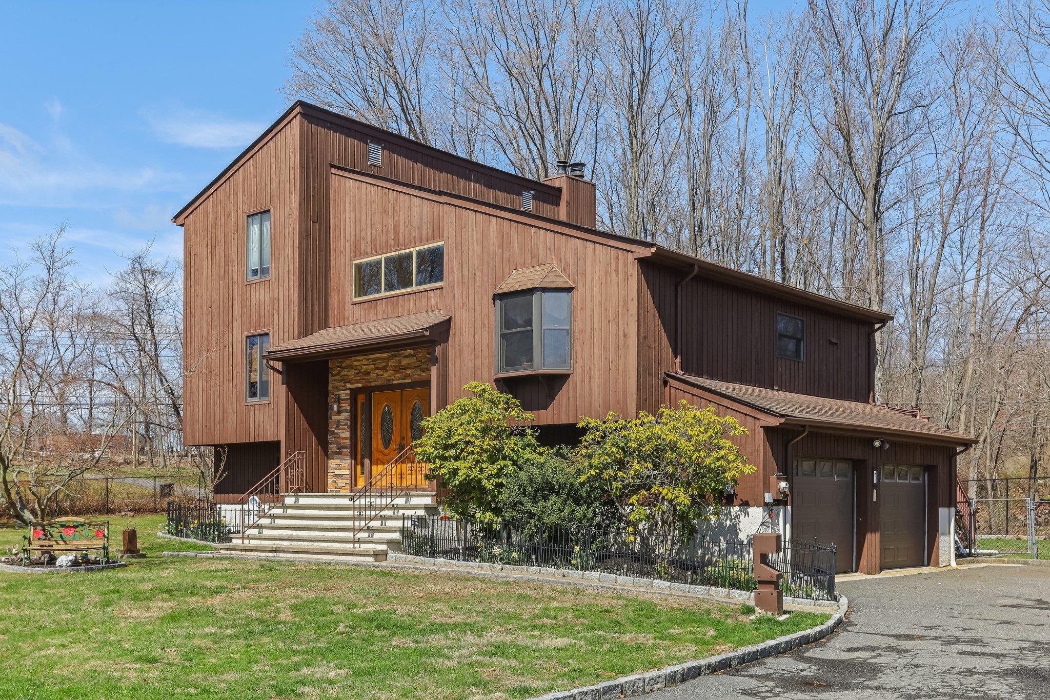 1 Southgate Drive, Cortlandt Manor, New York image 3