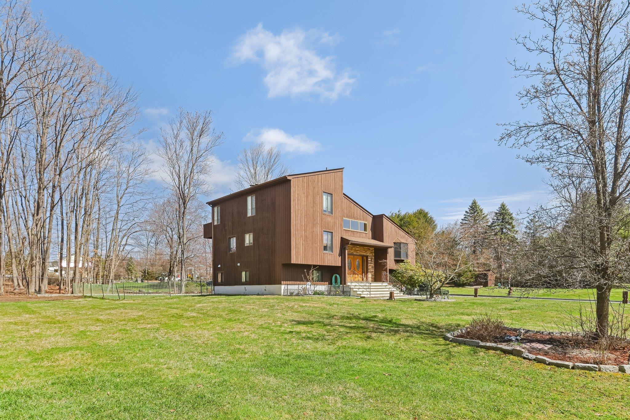 1 Southgate Drive, Cortlandt Manor, New York image 32