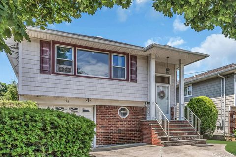 Homes For Sale - 94 Union Place<br/> Nassau County, Lynbrook, NY 11563