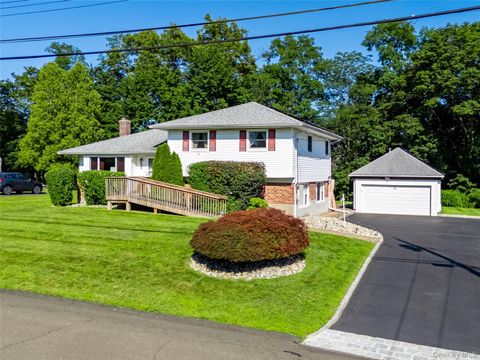 Apartment For Sale - 28 Terrace Avenue<br/> Nanuet, NY 10954