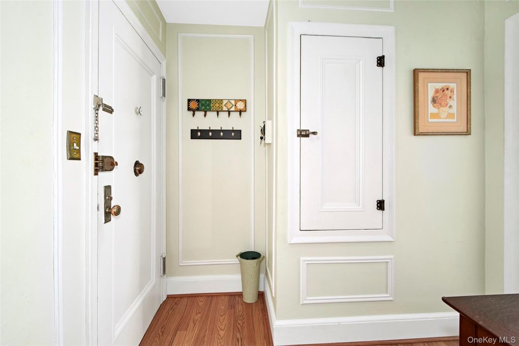 Photo of 314 Livingston Avenue #203W, Mamaroneck, NY 10543 (MLS # 985268)