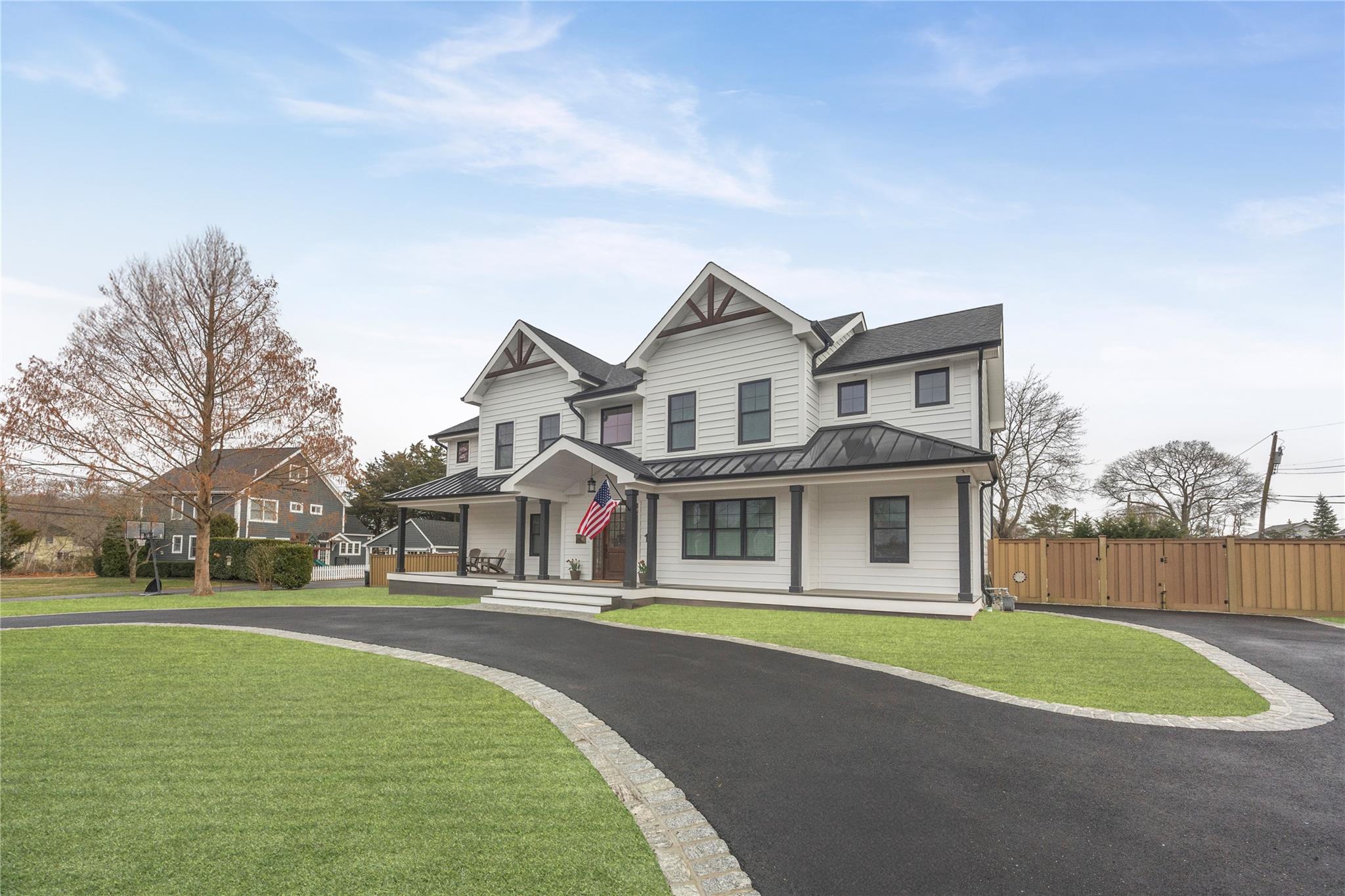 10 Humphrey Lane, Blue Point, New York image 3