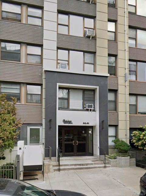 Photo of 98-51 64th Avenue #7D, Rego Park, NY 11374 (MLS # 985579)