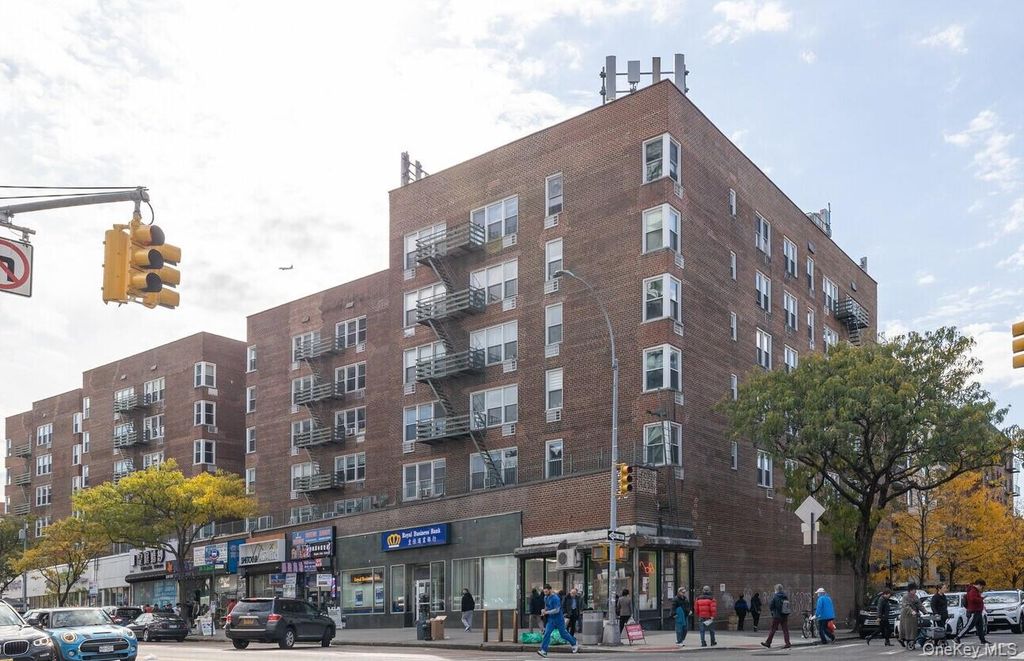 Photo of 134-54 Maple Avenue #3FL, Flushing, NY 11355 (MLS # 1006329)