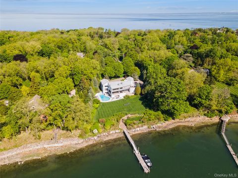 Photo of 183 Old Field Road, Old Field, NY 11733 (MLS # 1001307)
