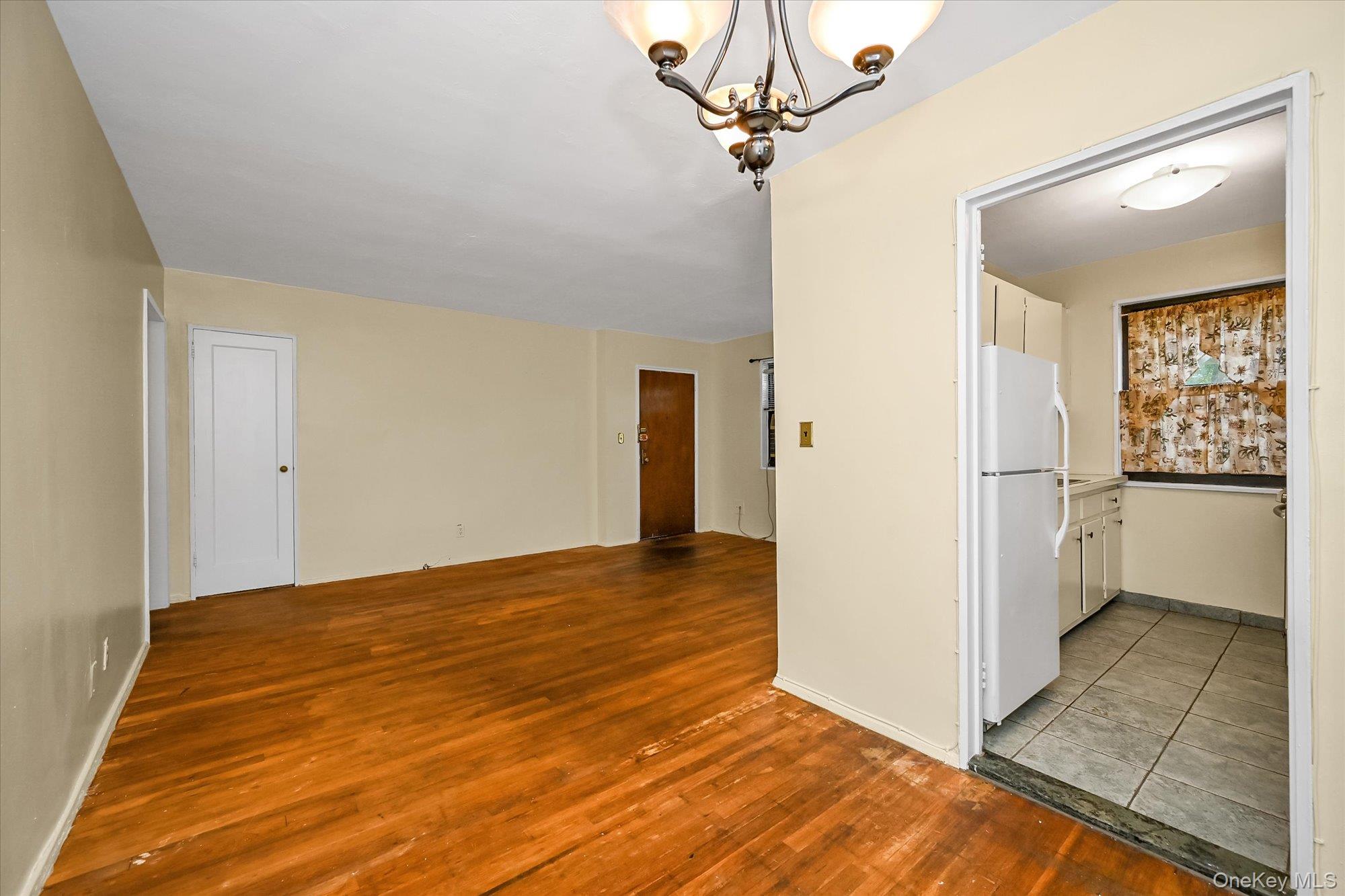 16-01 160th Street 6-279