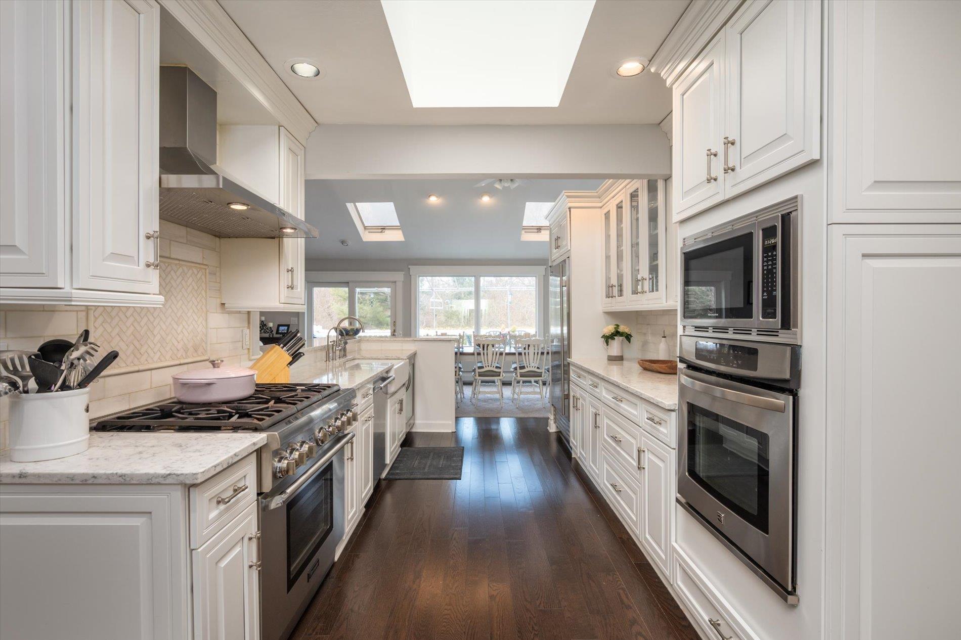 20 Grouse Lane, Lloyd Harbor, New York image 11
