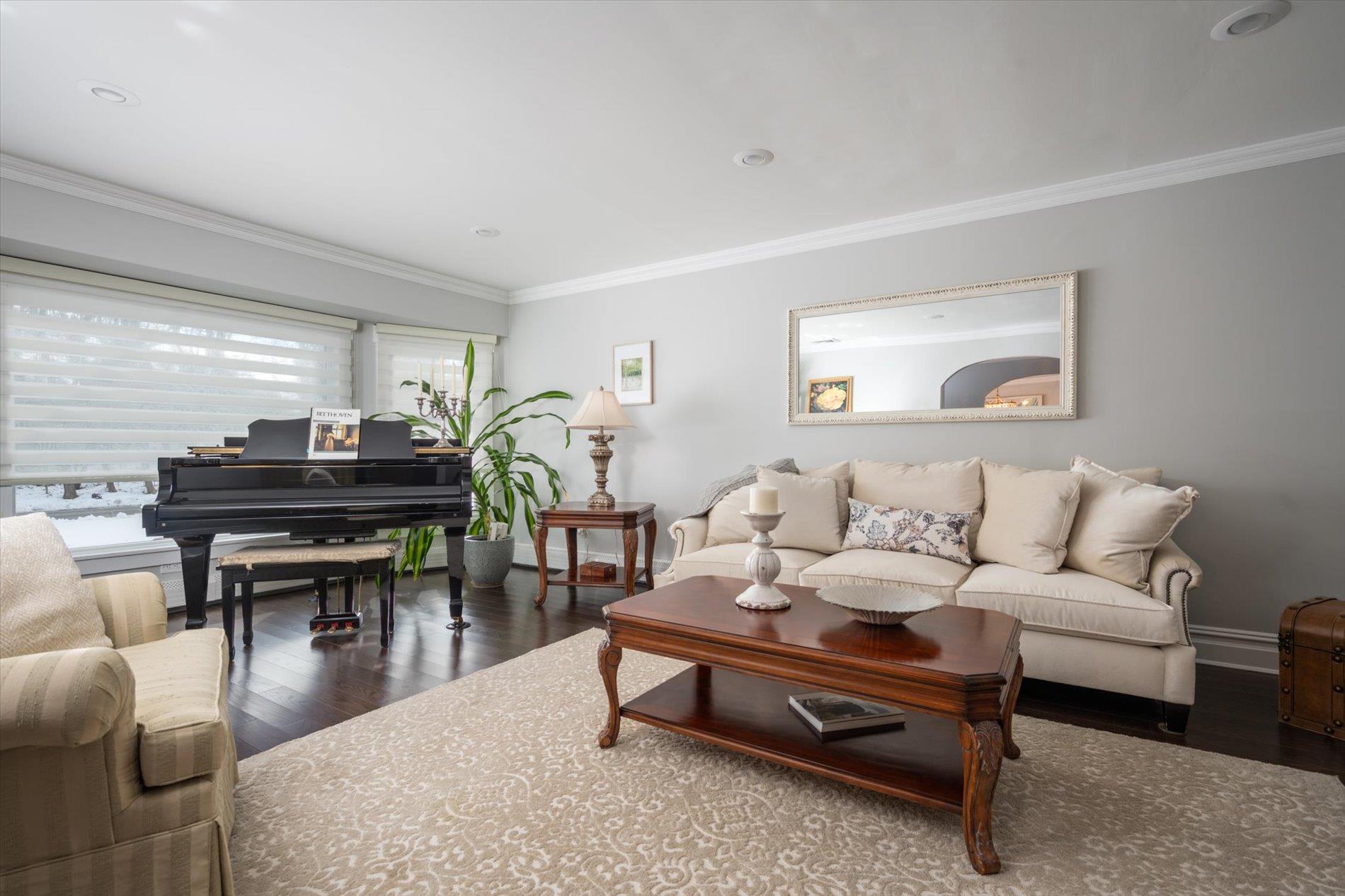 20 Grouse Lane, Lloyd Harbor, New York image 7
