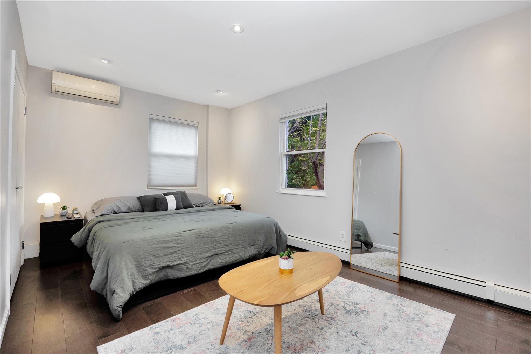 13915 Coolidge Avenue, Briarwood, New York image 23