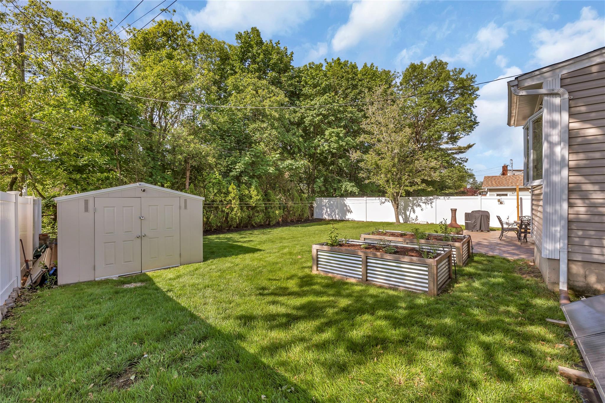 95 Circle Drive, Syosset, New York image 36