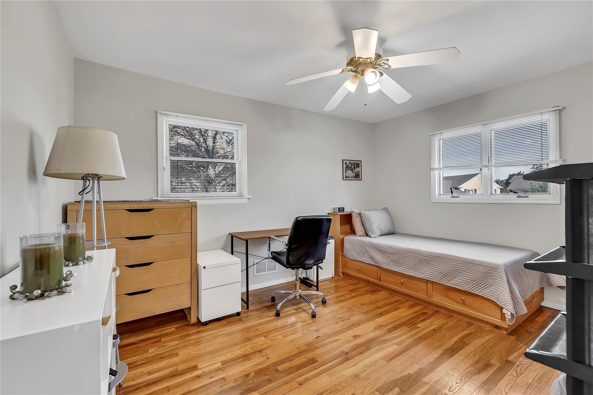 95 Circle Drive, Syosset, New York image 21