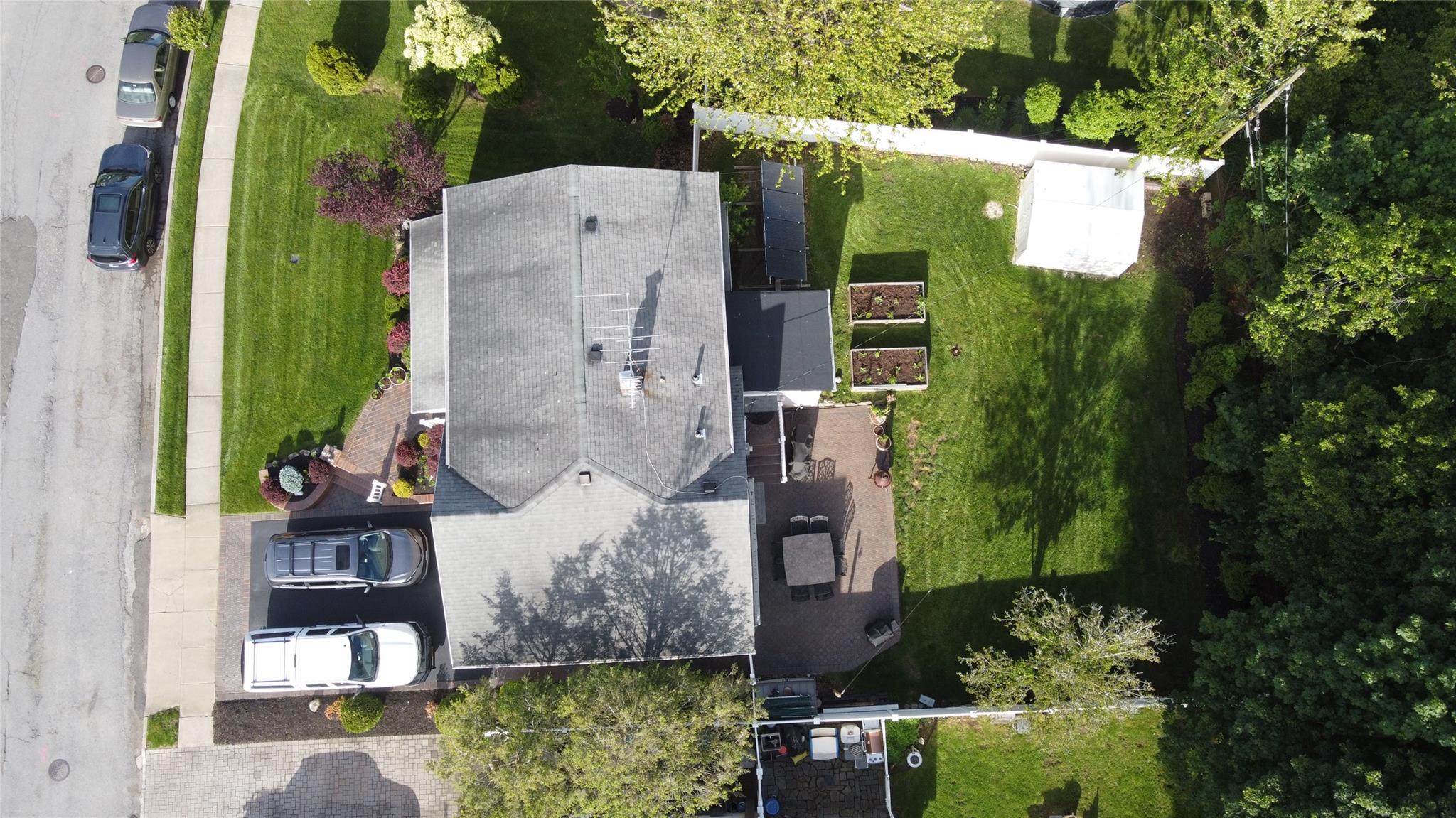95 Circle Drive, Syosset, New York image 38