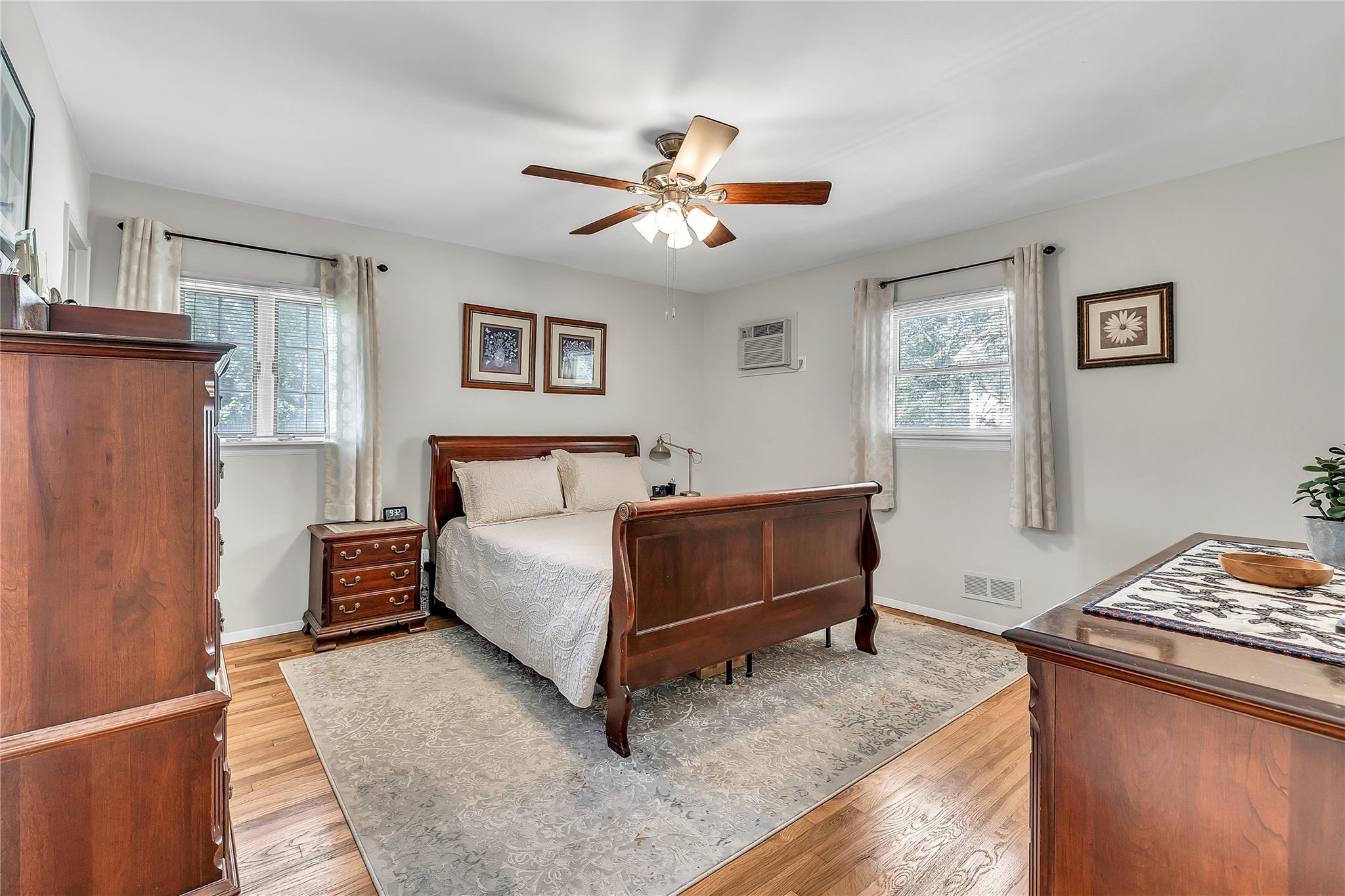 95 Circle Drive, Syosset, New York image 18