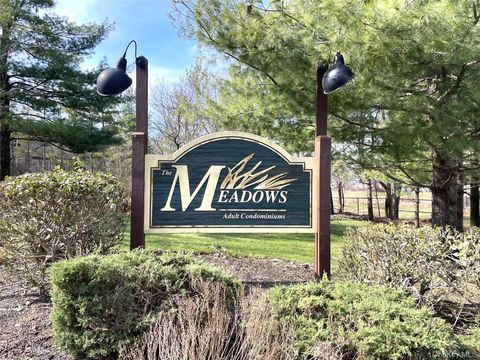 Condo For Sale - 760 E Crooked Hill Road #760<br/> Pearl River, NY 10965