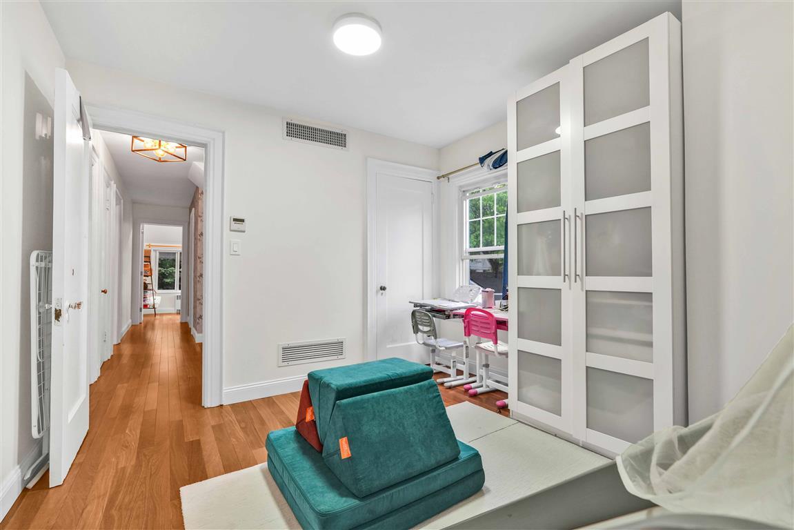 114 81st Avenue, Kew Gardens, New York image 24