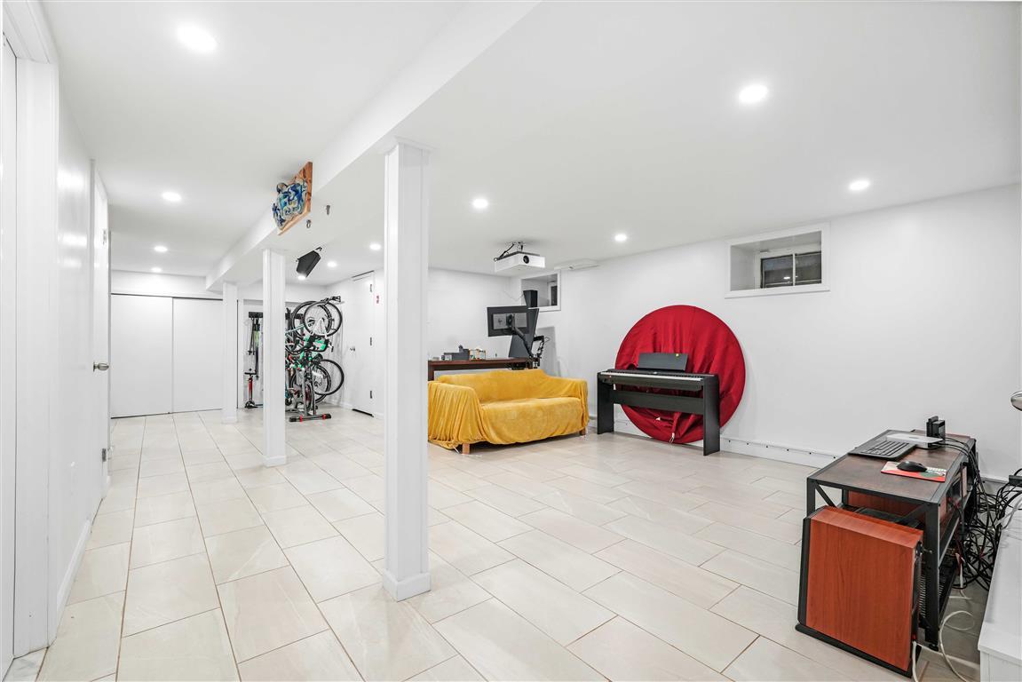 114 81st Avenue, Kew Gardens, New York image 37