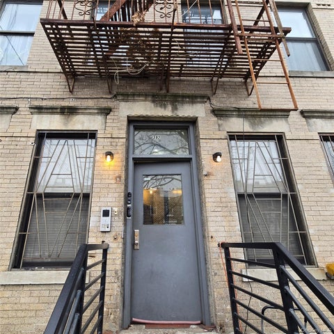 Condo For Sale - 392 New Jersey Avenue #392-1<br/> Brooklyn, NY 11207