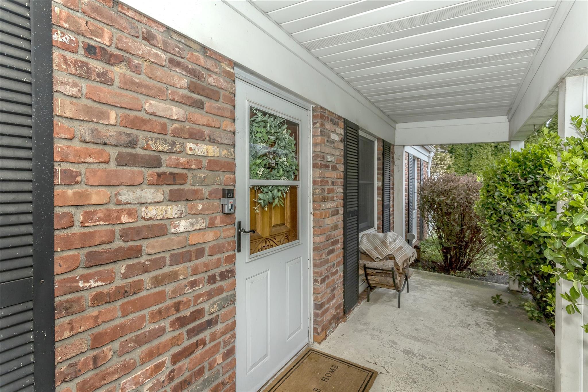 44 Winside Lane, Coram, New York image 3