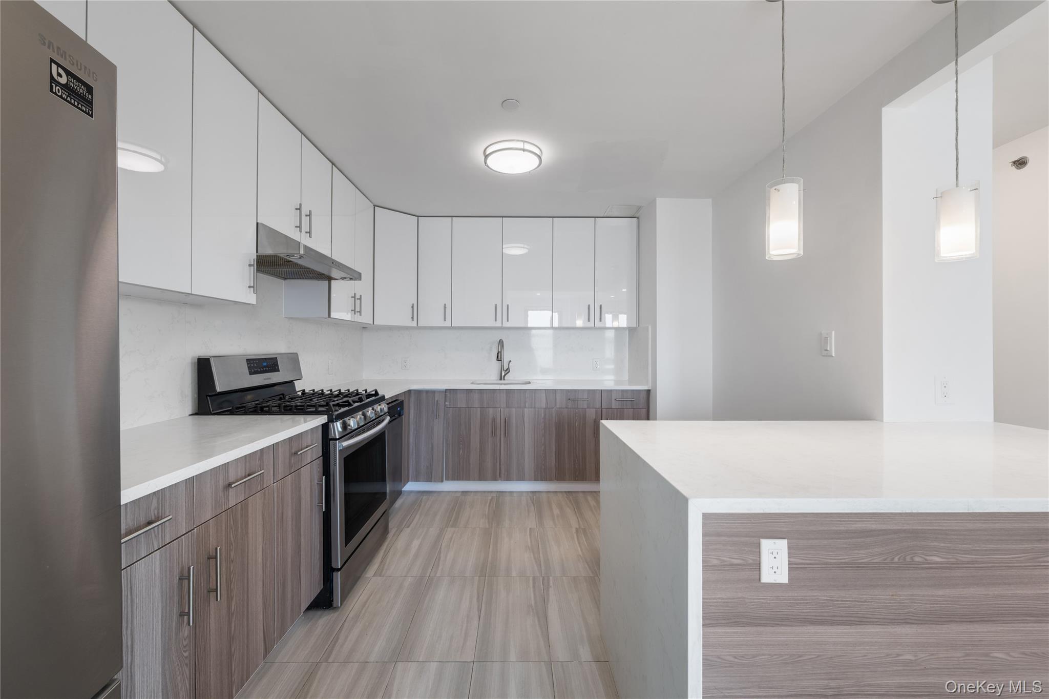 6296 Woodhaven Boulevard 6N