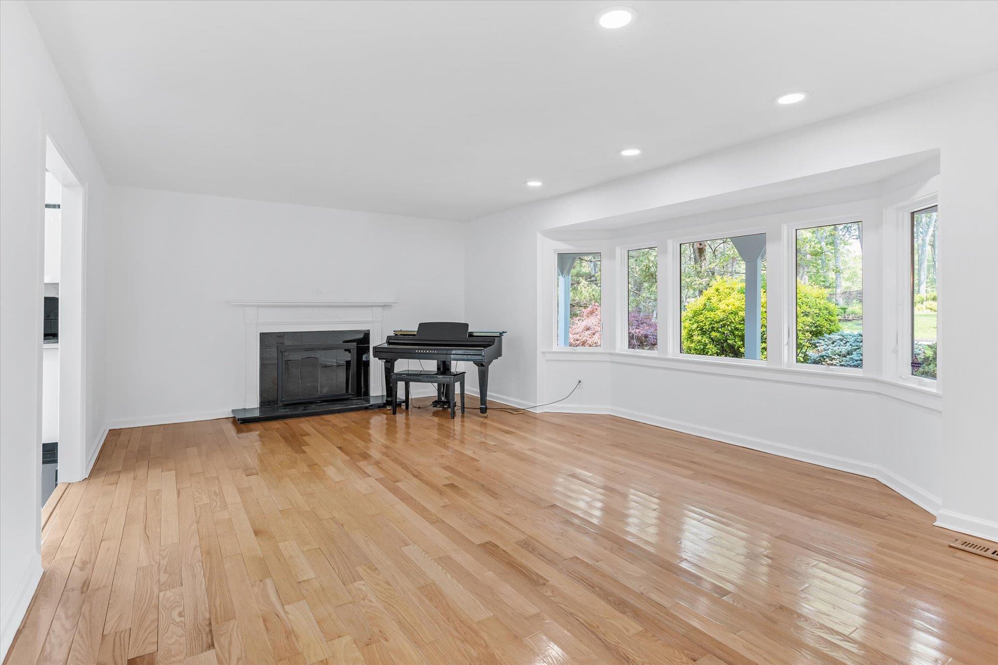 2 Westbourne Lane