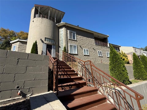 Homes For Sale - 260 Hutchinson Boulevard<br/> Mount Vernon, NY 10552
