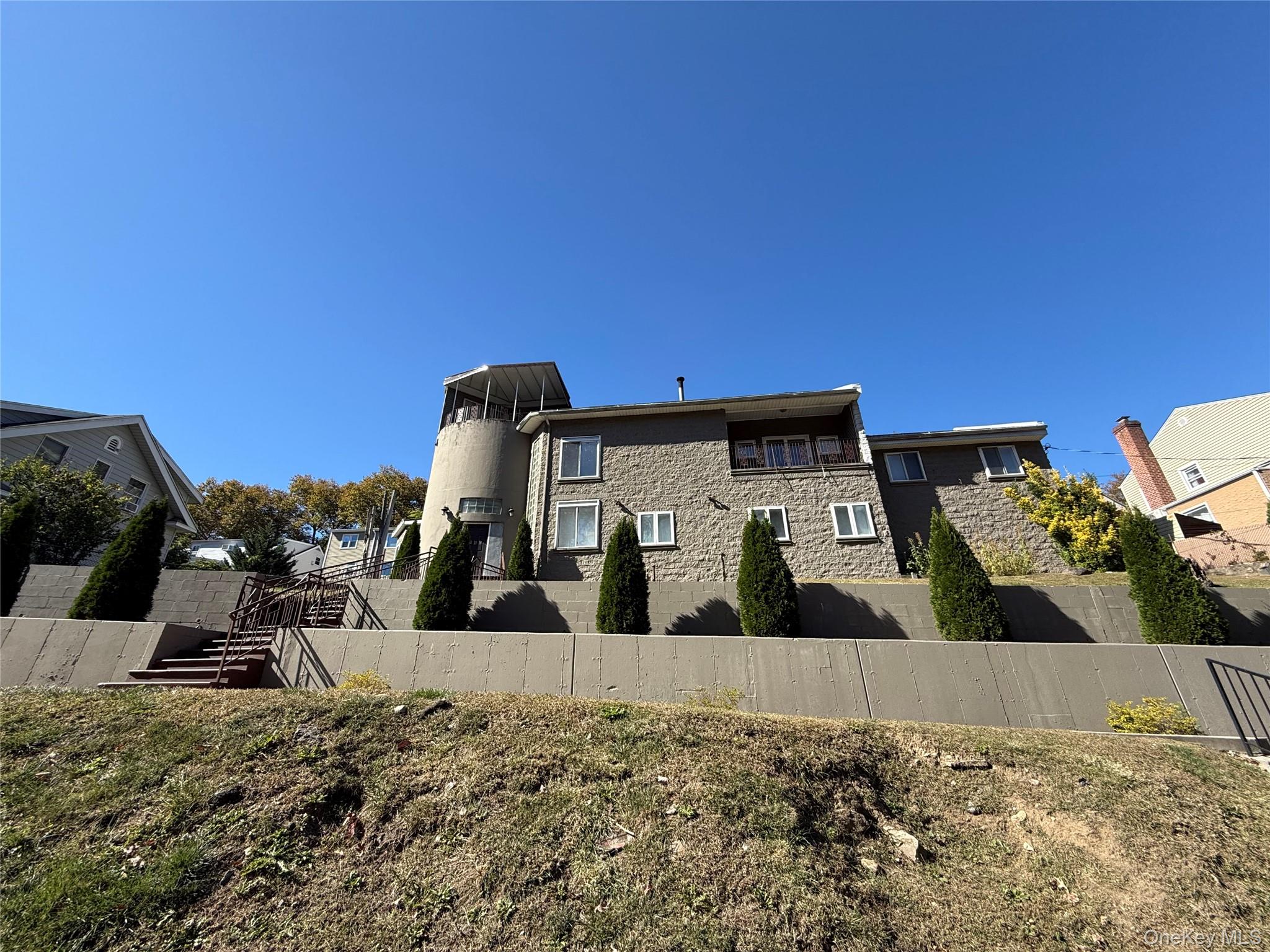 260 Hutchinson Boulevard