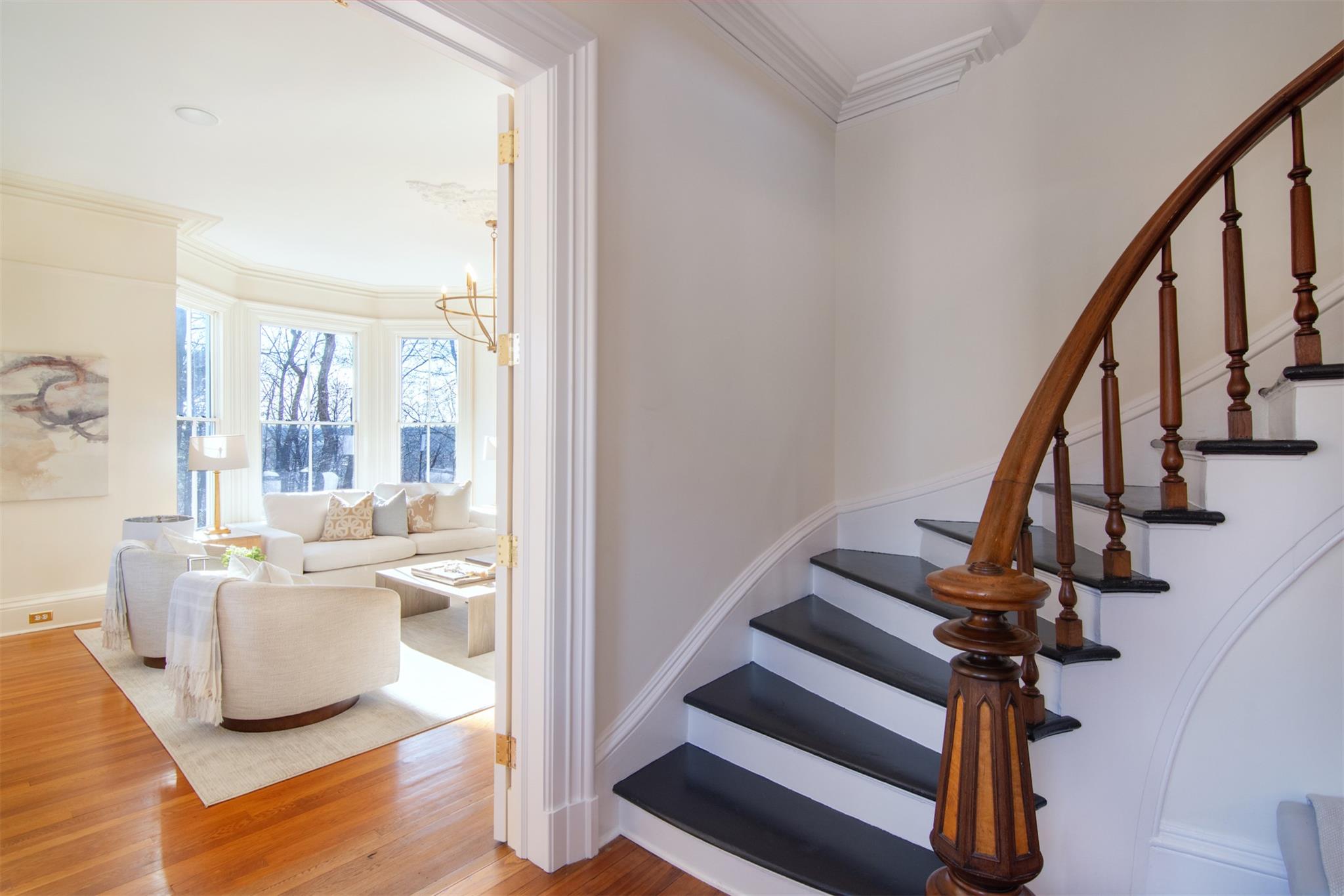 61 Sagamore Road, Bronxville, New York image 18
