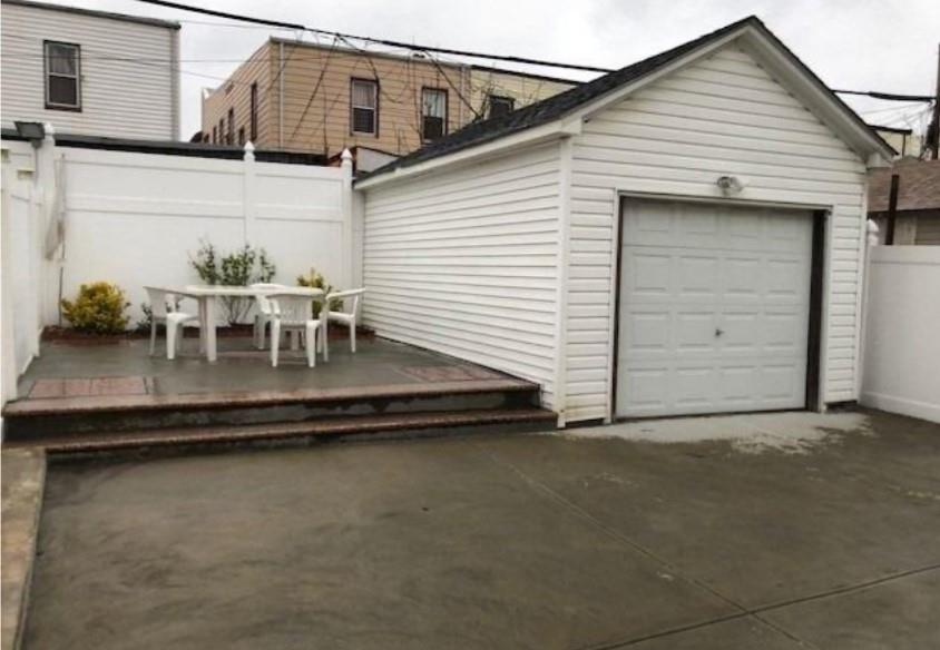 93-19 201 Street, Hollis, New York image 17