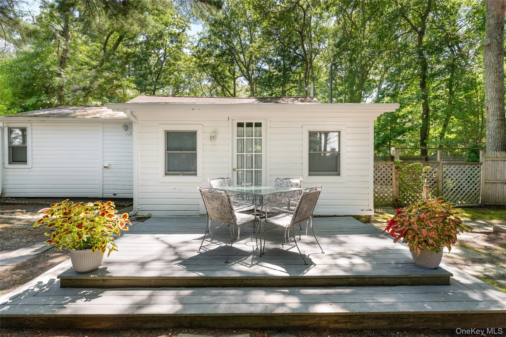141 W Neck Road