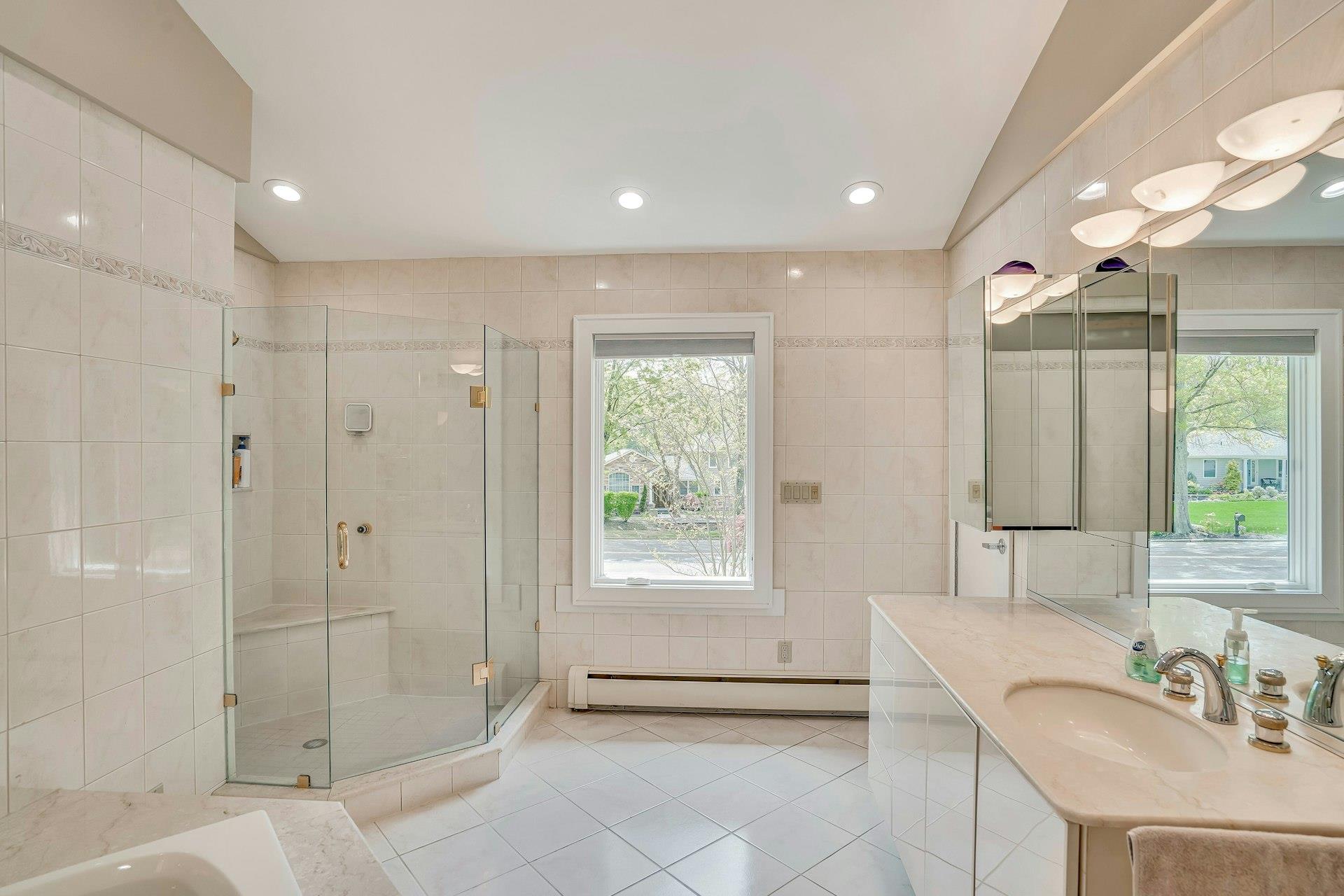 118 Village Hill Drive, Dix Hills, New York image 24