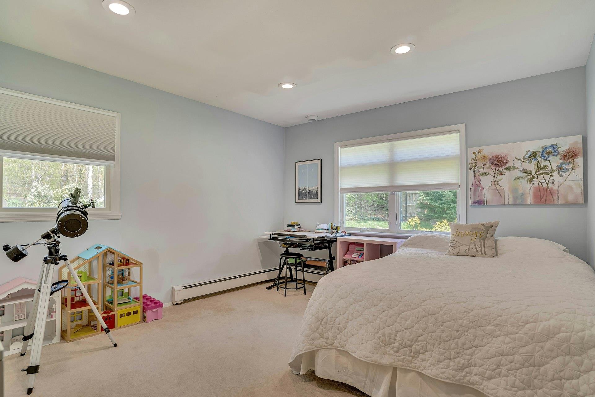 118 Village Hill Drive, Dix Hills, New York image 27