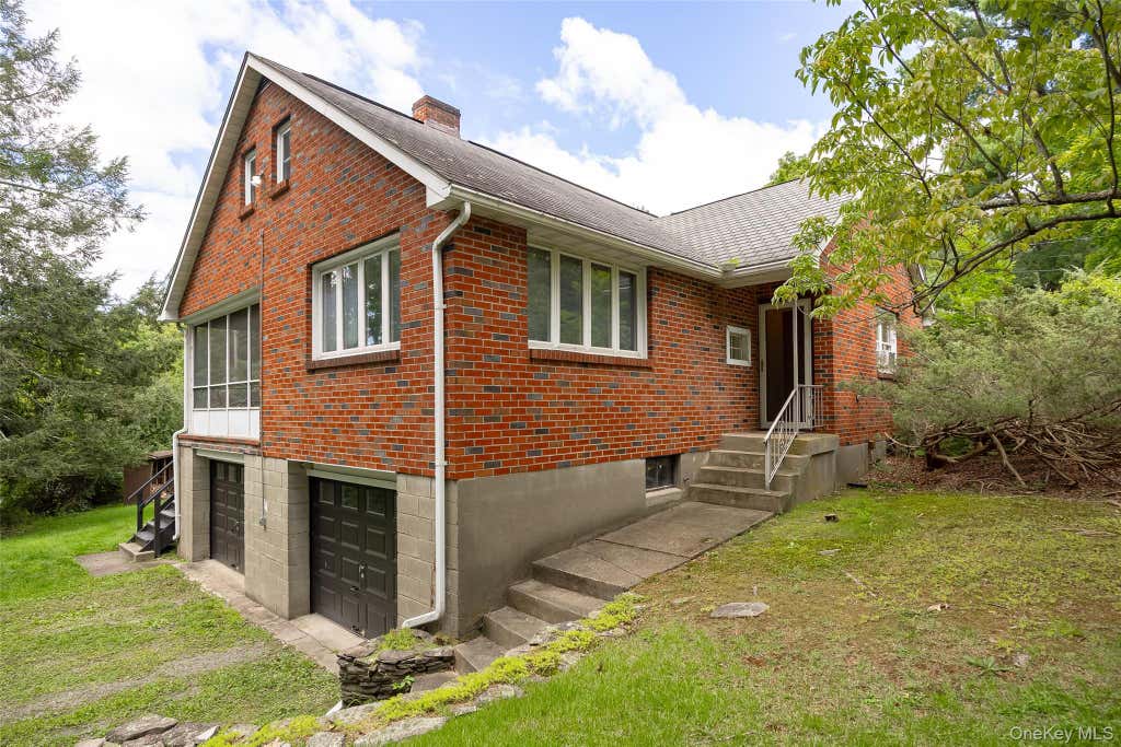 Photo of 1261 Union Avenue, Newburgh, NY 12550 (MLS # 1039438)