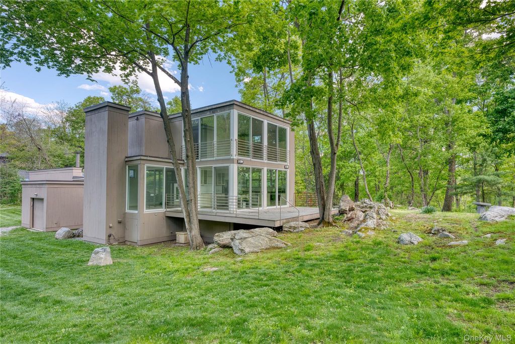 Photo of 61 Indian Brook Road, Garrison, NY 10524 (MLS # 907208)