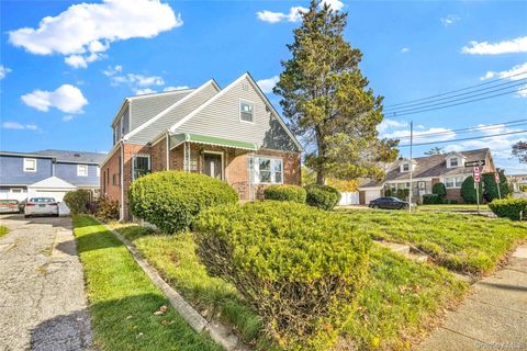 23319 118th Avenue Jamaica NY 11411