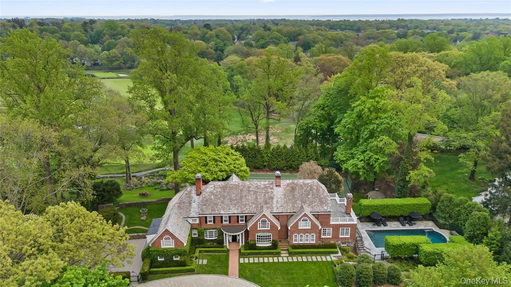 8 Boxwood Lane