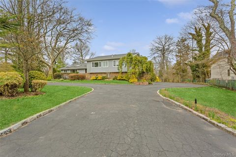 230 Richards Lane Hewlett Harbor NY 11557