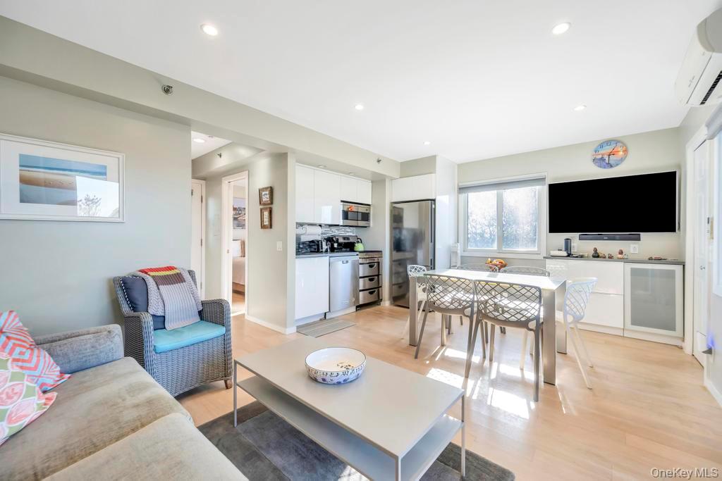 2004 Montauk Highway 2011