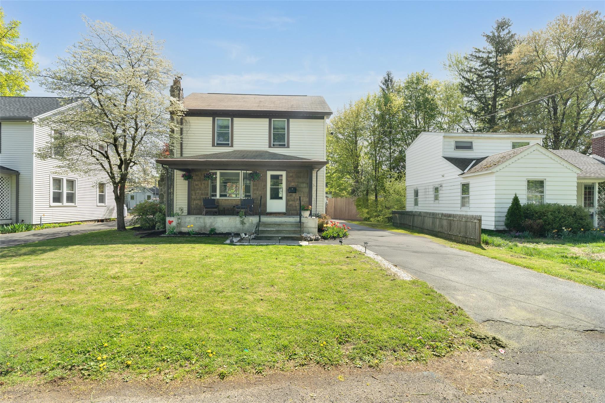 Property for Sale at Arnett Road, Rhinebeck, New York - Bedrooms: 3 
Bathrooms: 1 
Rooms: 6  - $599,000