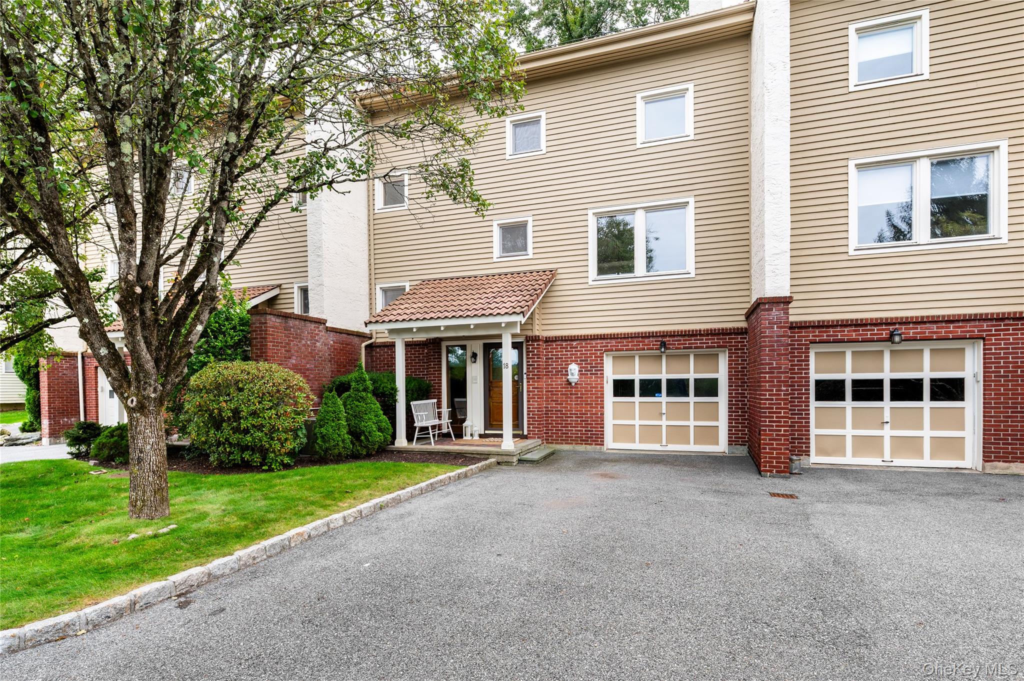18 Deer Ridge Road