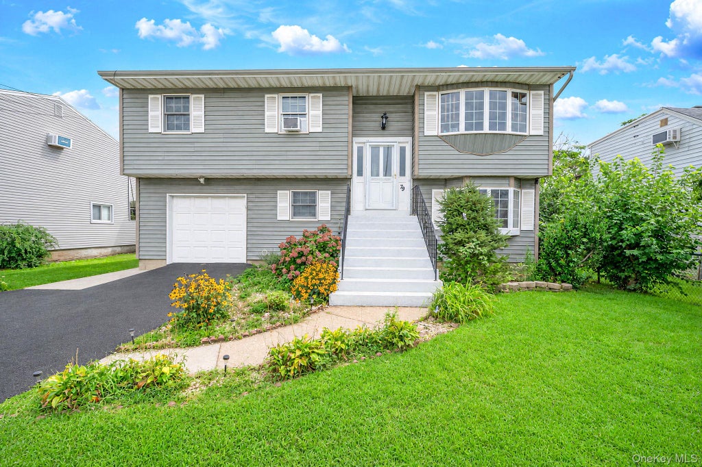 Photo of 79 Jefferson Street, Freeport, NY 11520 (MLS # 1058974)