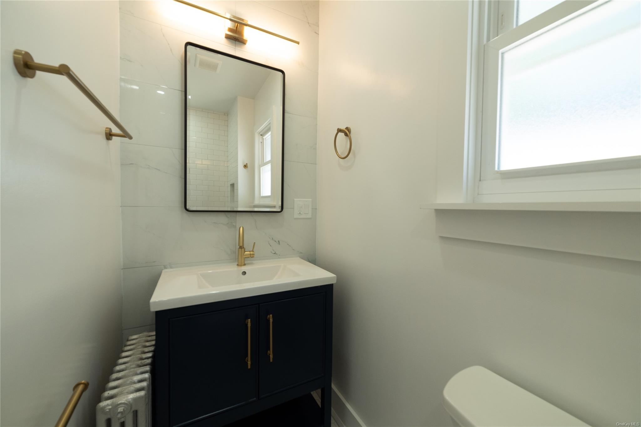 Valley Stream, New York 11580, United States, 1 Bedroom Bedrooms, ,1 BathroomBathrooms,Residential,Active,104351