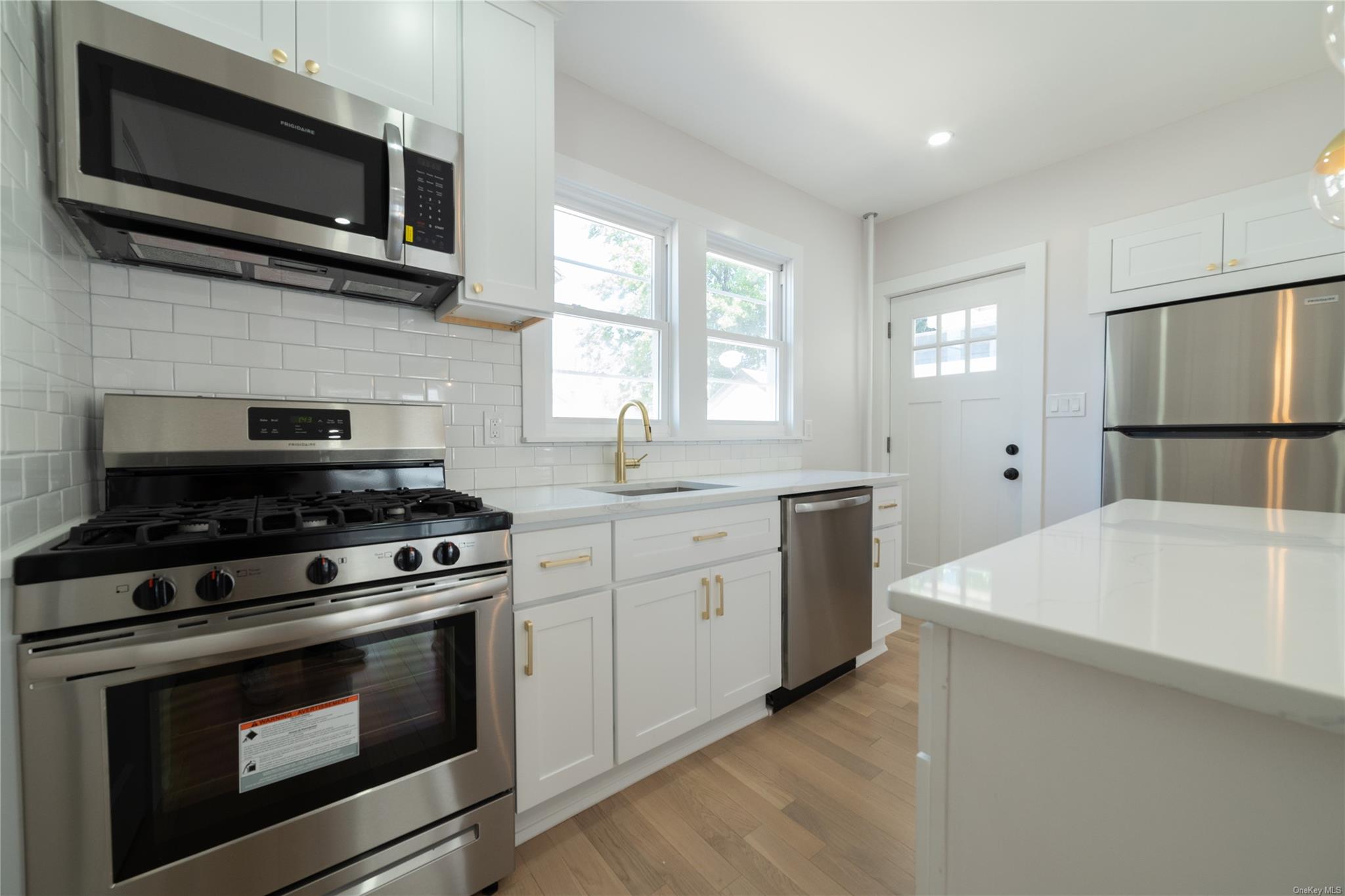 Valley Stream, New York 11580, United States, 1 Bedroom Bedrooms, ,1 BathroomBathrooms,Residential,Active,104351