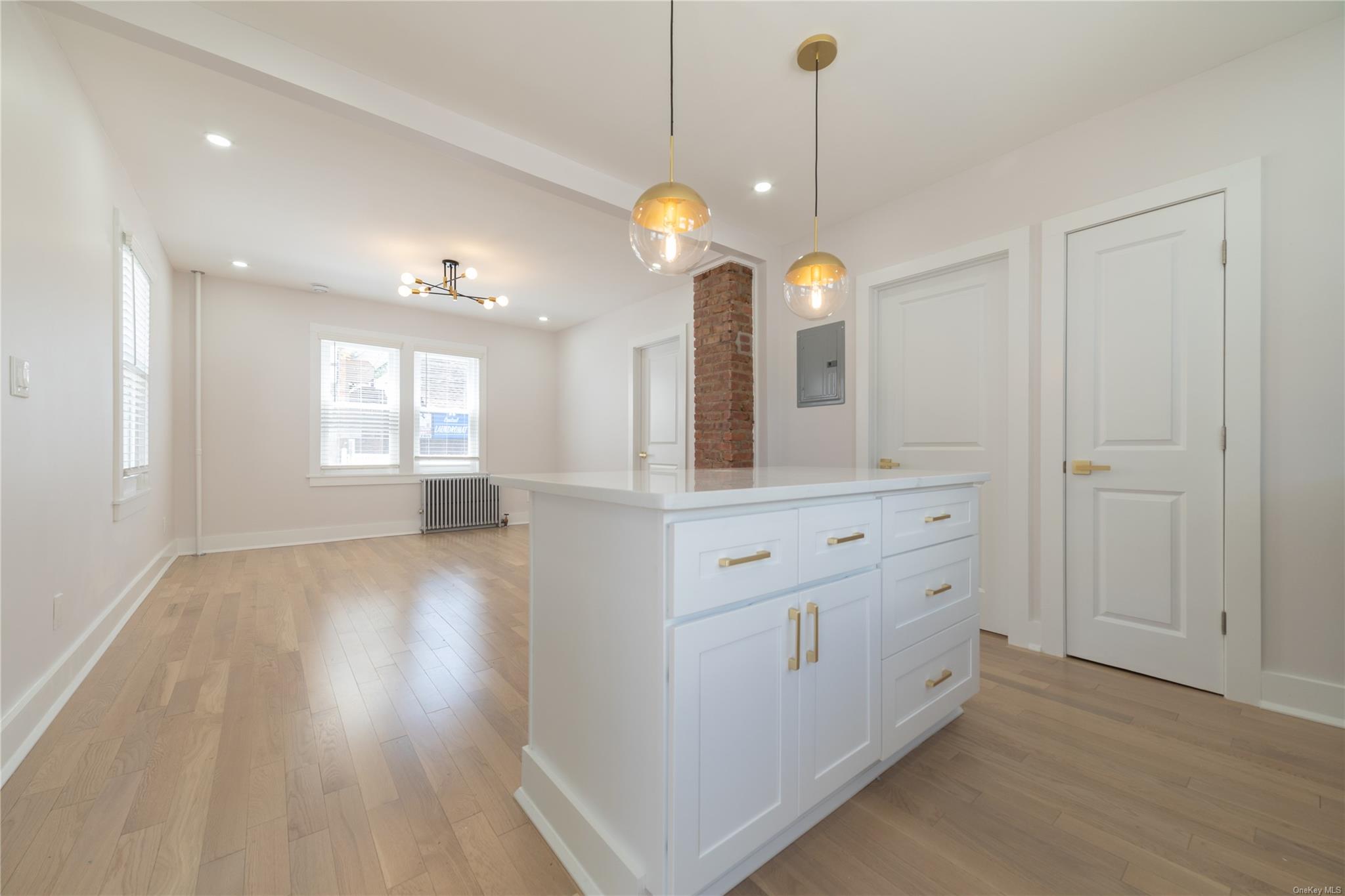 Valley Stream, New York 11580, United States, 1 Bedroom Bedrooms, ,1 BathroomBathrooms,Residential,Active,104351