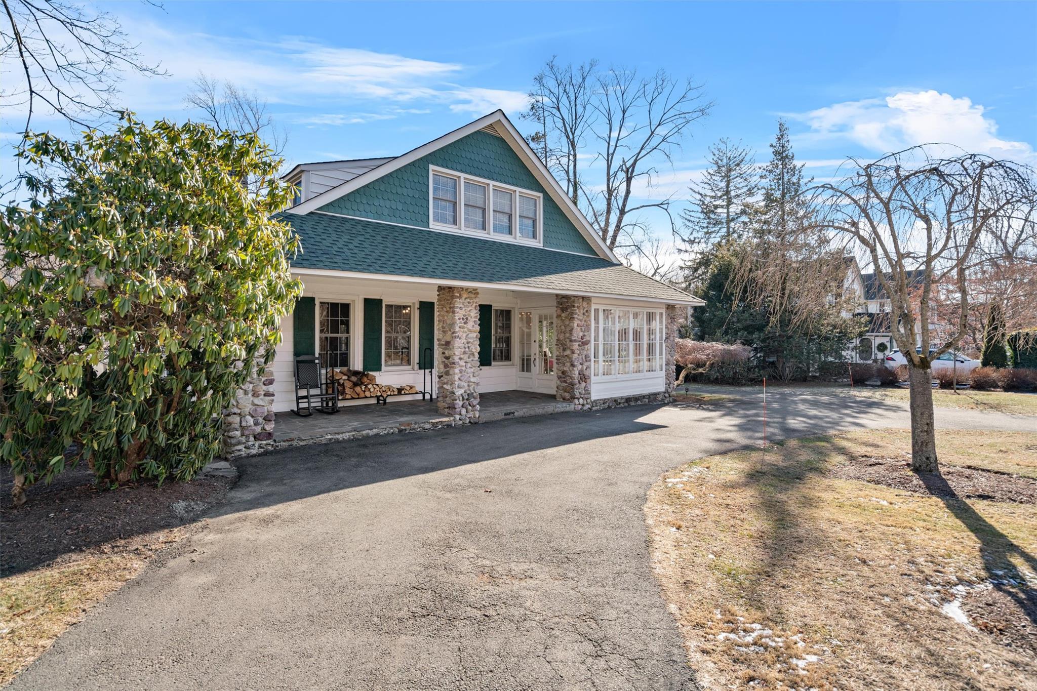 10 Woodbine Avenue, Greenwood Lake, New York image 1