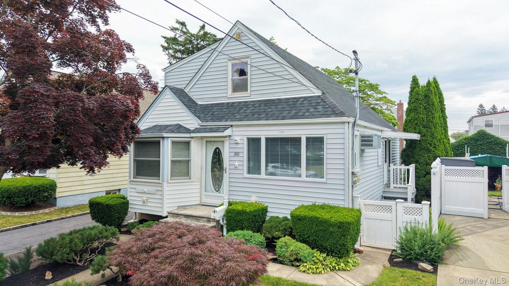 Photo of 360 Grand Avenue, West Hempstead, NY 11552 (MLS # 1019684)