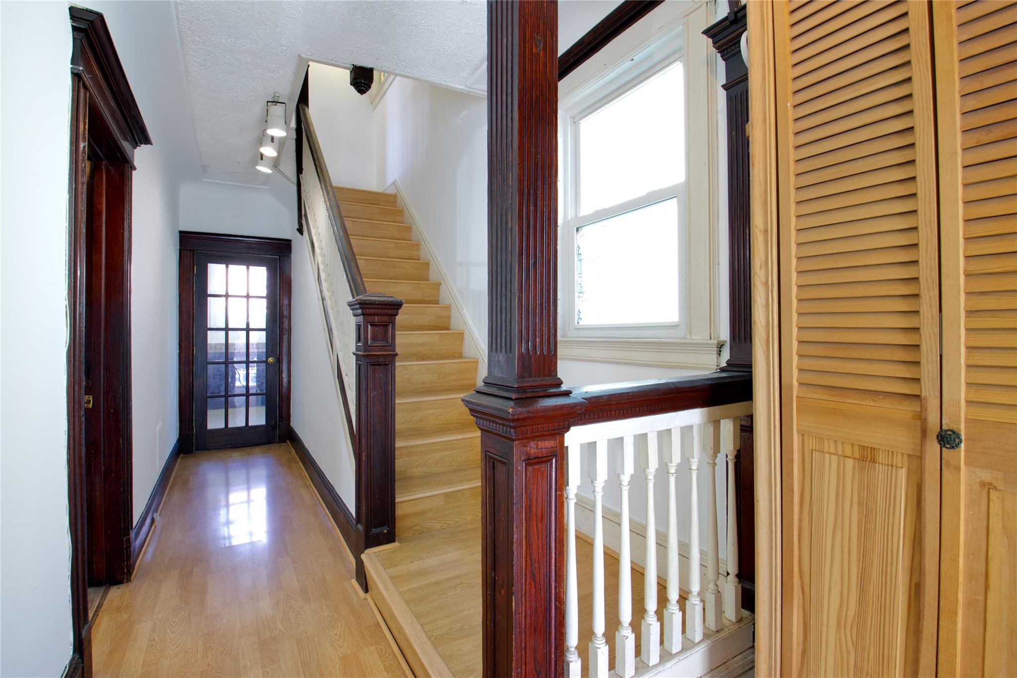 8746 117th Street, Richmond Hill, New York image 8