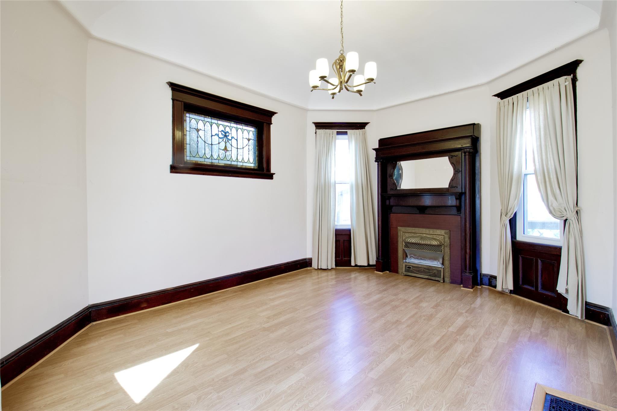 8746 117th Street, Richmond Hill, New York image 14